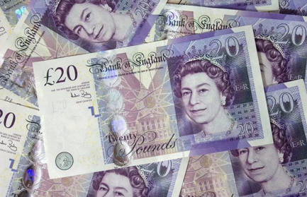 英国服务业和制造业PMI双双场下历史低值,英国央行刺激措施料将扩大.png