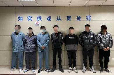 底层诈骗人员的悲惨生活:被殴打成生活常态,手臂淤血、两脚红肿 ! 底层诈骗人员的悲惨生活:被殴打成生活常态,手臂淤血、两脚红肿 !