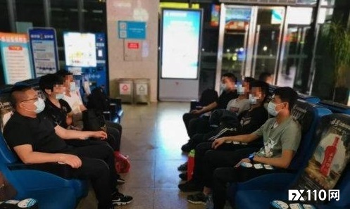 又见杀猪盘!女子被“男友”诱入黑平台骗走120万!