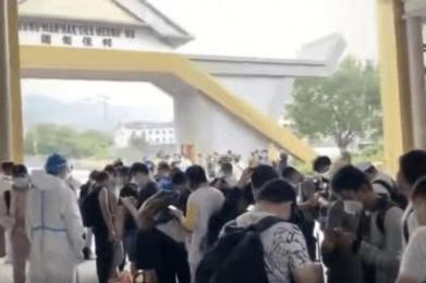 国家多地联合重拳反诈,缅北的诈骗犯排队回国自首! 国家多地联合重拳反诈,缅北的诈骗犯排队回国自首!