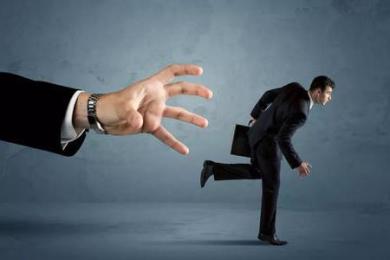 轻信群内“理财老师”,广东男子炒港股被骗380万! 轻信群内“理财老师”,广东男子炒港股被骗380万!