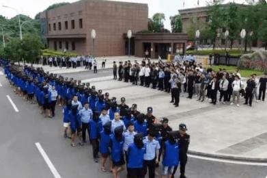 藏匿缅北,冒充军人实施诈骗,150名中国籍嫌疑人被送回 藏匿缅北,冒充军人实施诈骗,150名中国籍嫌疑人被送回