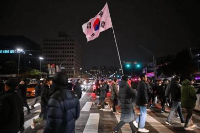 韩国“紧急戒严”风波:韩元韩股大跌,韩国币圈跳水 韩国“紧急戒严”风波:韩元韩股大跌,韩国币圈跳水