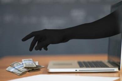 50万存款险被“保密协议”套走！警银联手拆穿假券商投资骗局