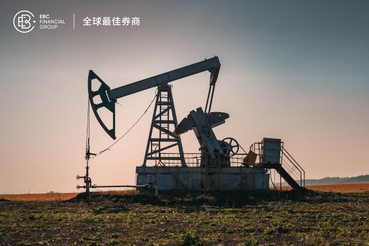 6.22焦点封面pc-600_400 中简 4.png